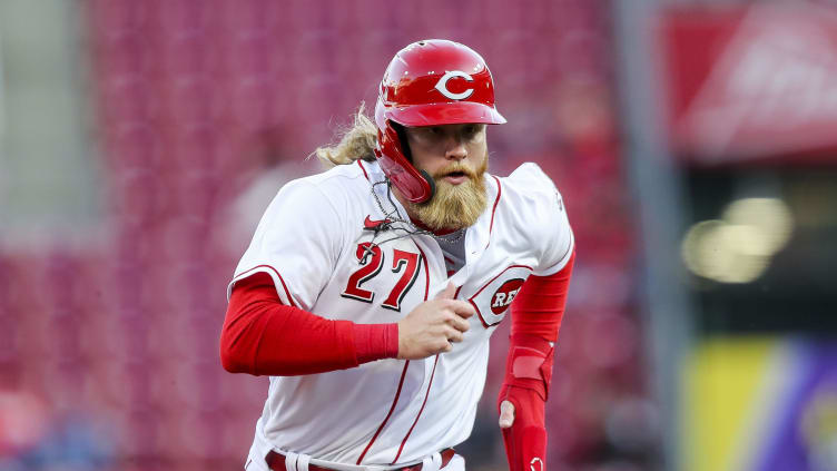 Cincinnati Reds designated hitter Jake Fraley (27) runs.