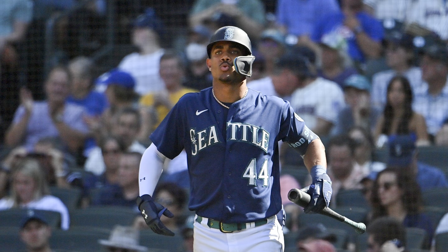 Julio Rodriguez Signs Massive Extension With Mariners