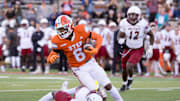 UTEP’s Kenny Odom (6) runs the ball during the annual I-10 rivalry football game against NMSU at the Sun Bowl in El Paso, Texas, on Saturday, Nov. 22, 2025.