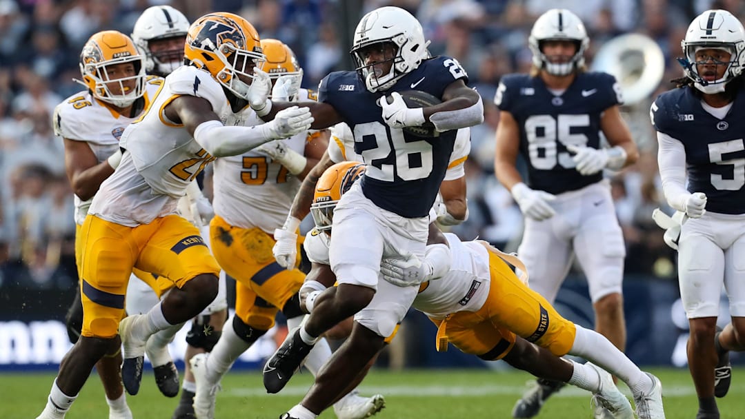 Penn State Nittany Lions running back Cam Wallace (26)