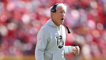 Las Vegas Raiders v Kansas City Chiefs