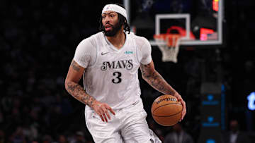 New York Knicks, Dallas Mavericks, Anthony Davis