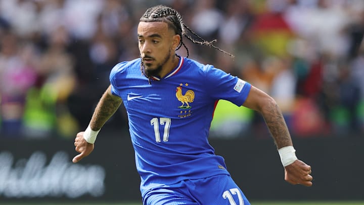 Malo Gusto soll ein Kandidat beim FC Bayern sein Malo Gusto soll ein Kandidat beim FC Bayern sein