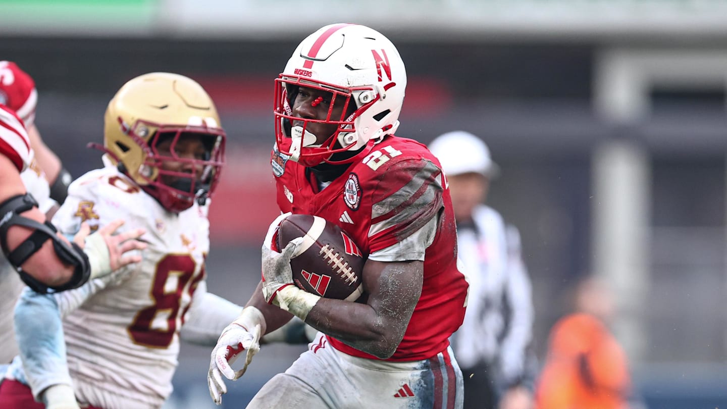 Nebraska, Oregon RBs Named to Doak Walker Award Watch List
