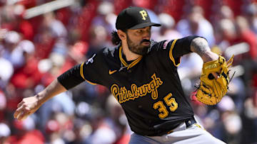 May 7, 2025; St. Louis, Missouri, USA;  Pittsburgh Pirates relief pitcher Colin Holderman (35) pitches against the St. Louis Cardinals during the eighth inning at Busch Stadium. Mandatory Credit: Jeff Curry-Imagn Images