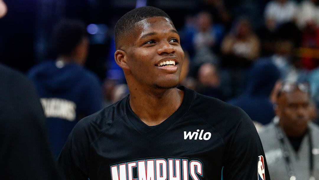 Oct 22, 2025; Memphis, Tennessee, USA; Memphis Grizzlies forward Cedric Coward (23) looks on warmups prior to the game against the New Orleans Pelicans at FedExForum. Mandatory Credit: Petre Thomas-Imagn Images Oct 22, 2025; Memphis, Tennessee, USA; Memphis Grizzlies forward Cedric Coward (23) looks on warmups prior to the game against the New Orleans Pelicans at FedExForum. Mandatory Credit: Petre Thomas-Imagn Images