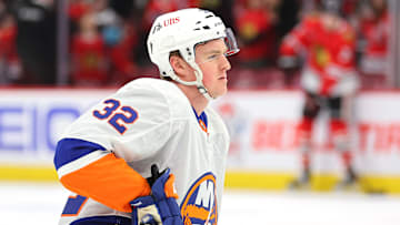 New York Islanders v Chicago Blackhawks