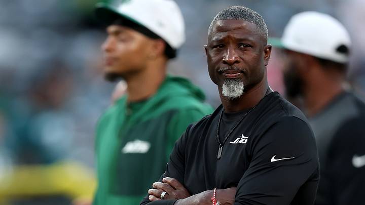 NY Jets head coach Aaron Glenn