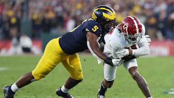 Isaiah Bond