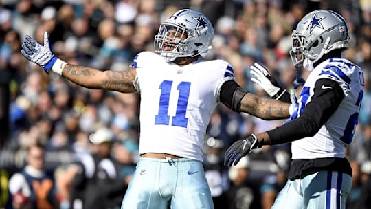 Dallas Cowboys linebacker Micah Parsons celebrates a sack during the first quarter against the Jacksonville Jaguars.