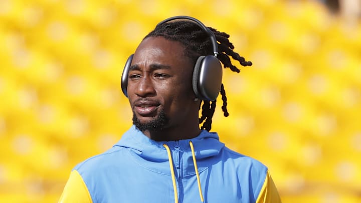 Cornerback Asante Samuel Jr.