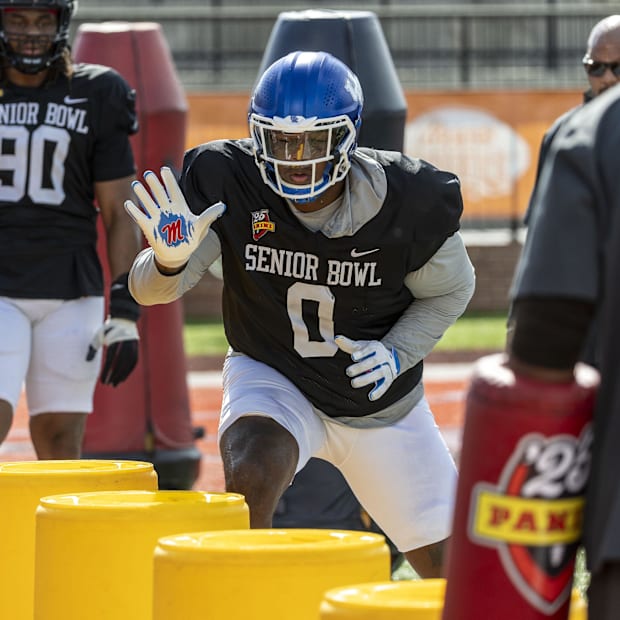 Deone Walker of Kentucky (0) 