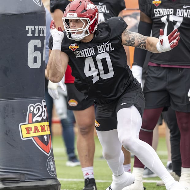 Landon Jackson of Arkansas (40)