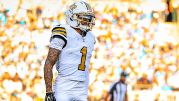 New Orleans Saints CB Alontae Taylor (1) after a play against the Carolina Panthers on Nov. 9, 2025. 