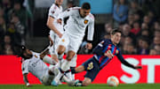 FC Barcelona v Manchester United: Knockout Round Play-Off Leg One - UEFA Europa League