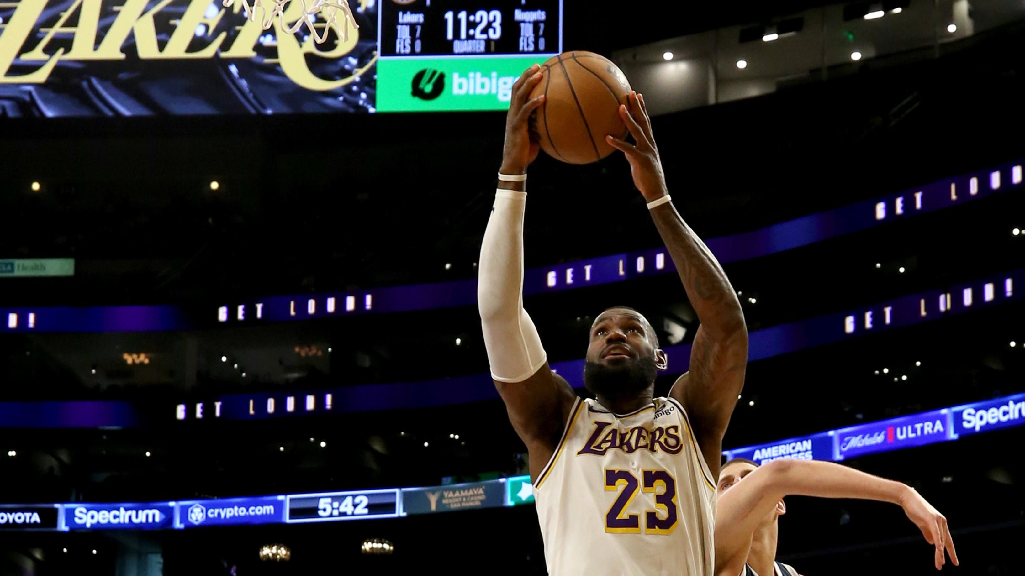 LeBron James Makes NBA History in Lakers vs. Nugge