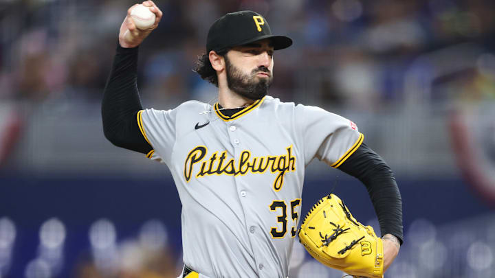 Pittsburgh Pirates v Miami Marlins