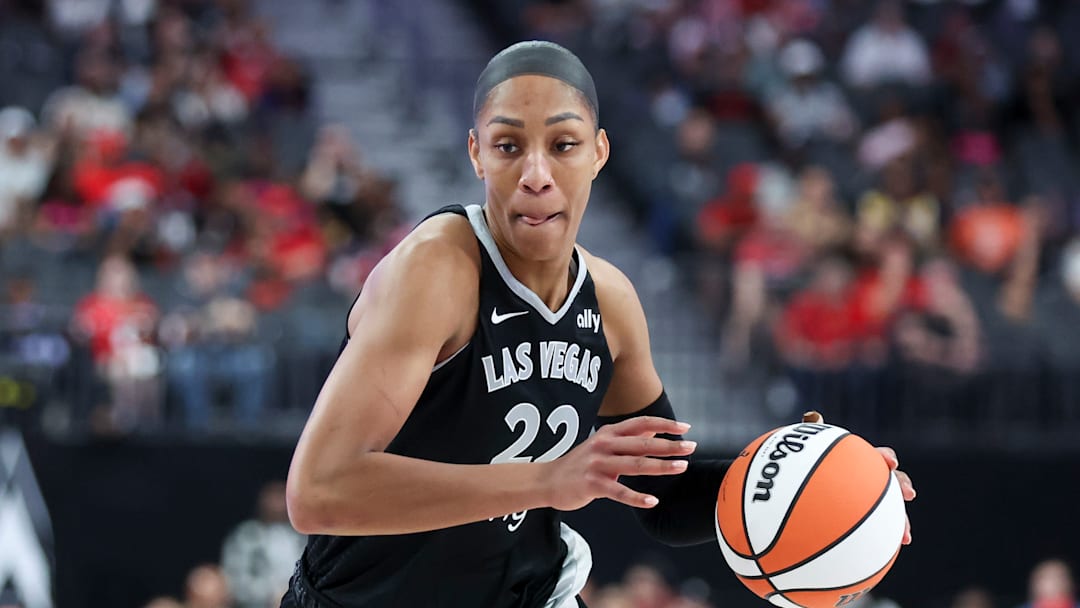 Chicago Sky v Las Vegas Aces