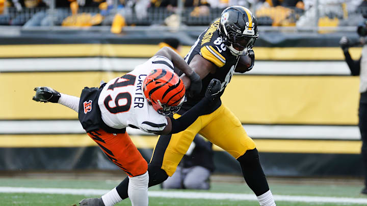 Pittsburgh Steelers tight end Darnell Washington, Cincinnati Bengals linebacker Barrett Carter
