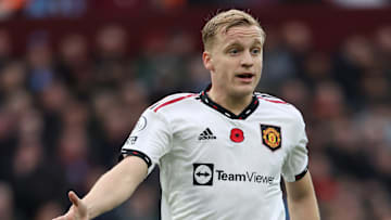 Aston Villa v Manchester United - Premier League