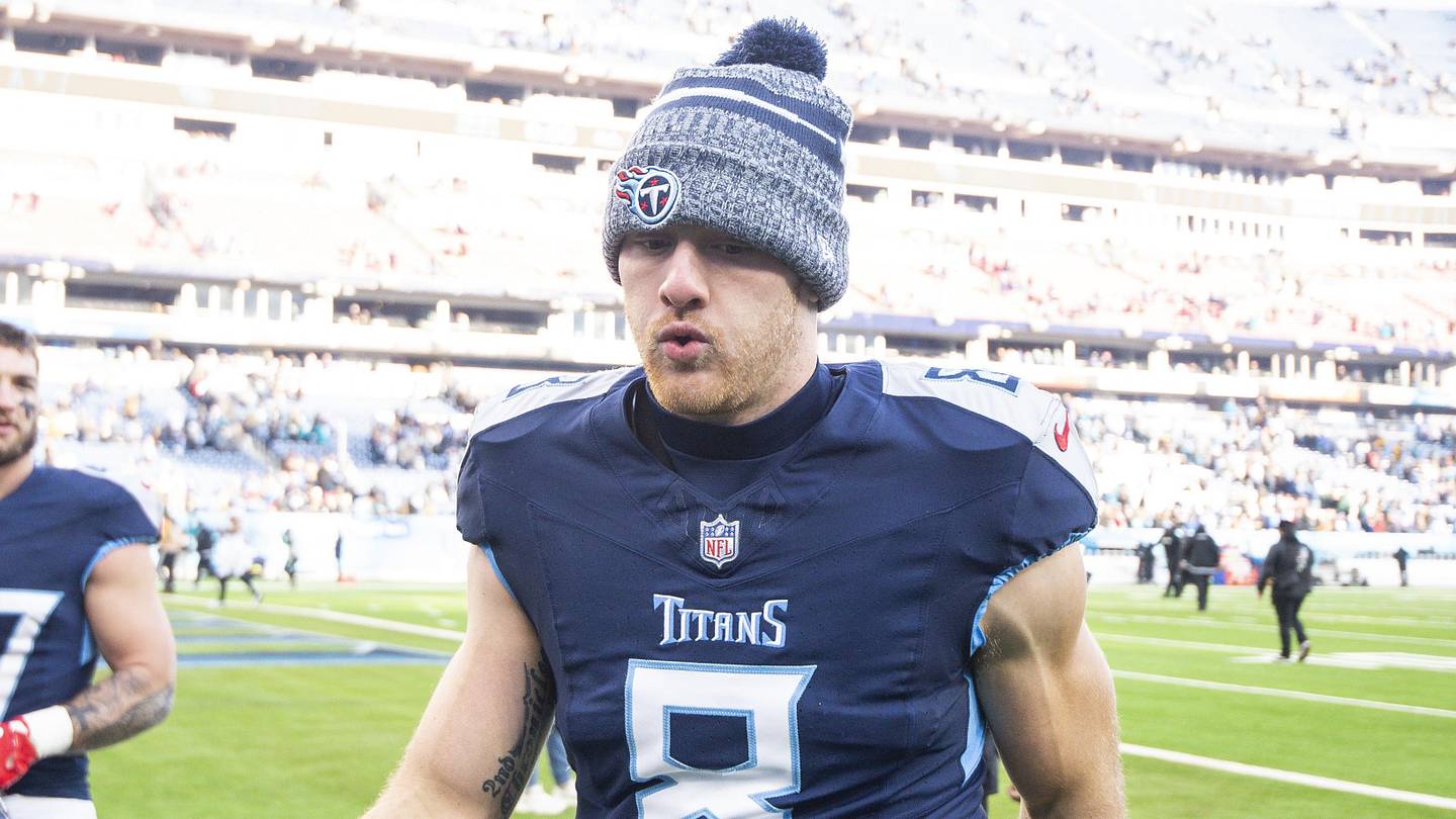 Analyst Makes Bold Prediction About Tennessee Titans - Vimarsana News