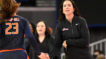 Feb 20, 2025; Los Angeles, California, USA; Illinois Fighting Illini head coach Shauna Green and Illinois Fighting Illini forward Brynn Shoup-Hill (23) during the second quarter against the UCLA Bruins at Pauley Pavilion presented by Wescom. Mandatory Credit: Robert Hanashiro-Imagn Images