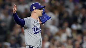 Walker Buehler ahora comandará la rotación de los Medias Rojas de Boston