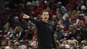 Nov 4, 2024; Chicago, Illinois, USA; Utah Jazz head coach Will Hardy gestures to his team during the first quarter against the Chicago Bulls at United Center. Mandatory Credit: David Banks-Imagn Images