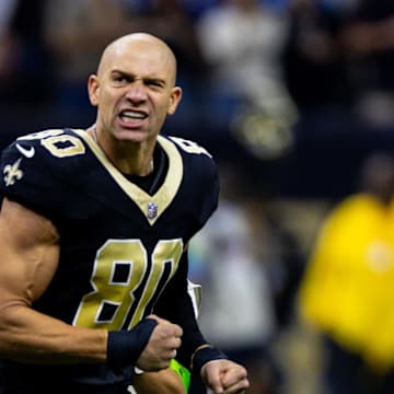 Jimmy Graham flexes during his last season with the Saints in 2023.