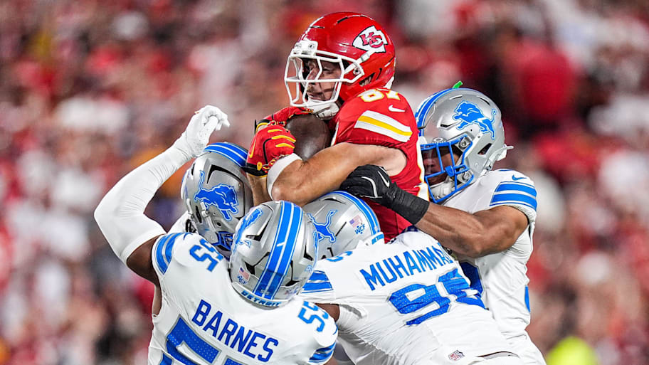 It took a number of Lions defenders to bring down Travis Kelce on this play.