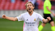 Luka completou 400 jogos pelo Real Madrid contra o Barcelona