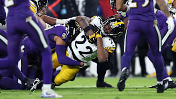 Pittsburgh Steelers v Baltimore Ravens