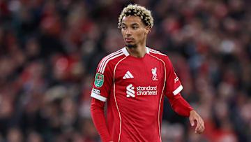 Hugo Ekitike et Liverpool affrontent Manchester United ce dimanche en Premier League