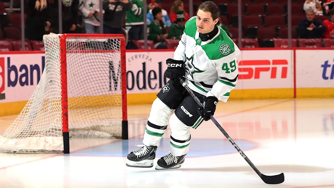 Dallas Stars v Chicago Blackhawks
