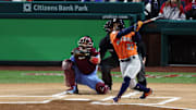 José Altuve en uno de los mejores bateadores de los Astros en la actual Serie Mundial