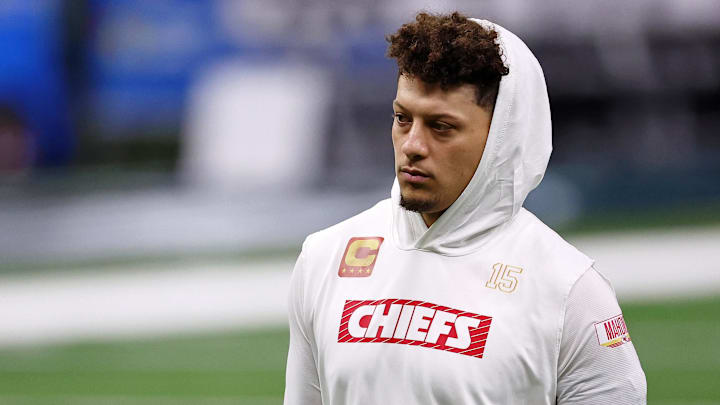 How Much Pressure is Patrick Mahomes Under in 2025?