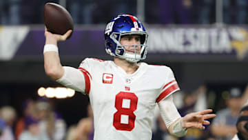 Free-agent QB Daniel Jones
