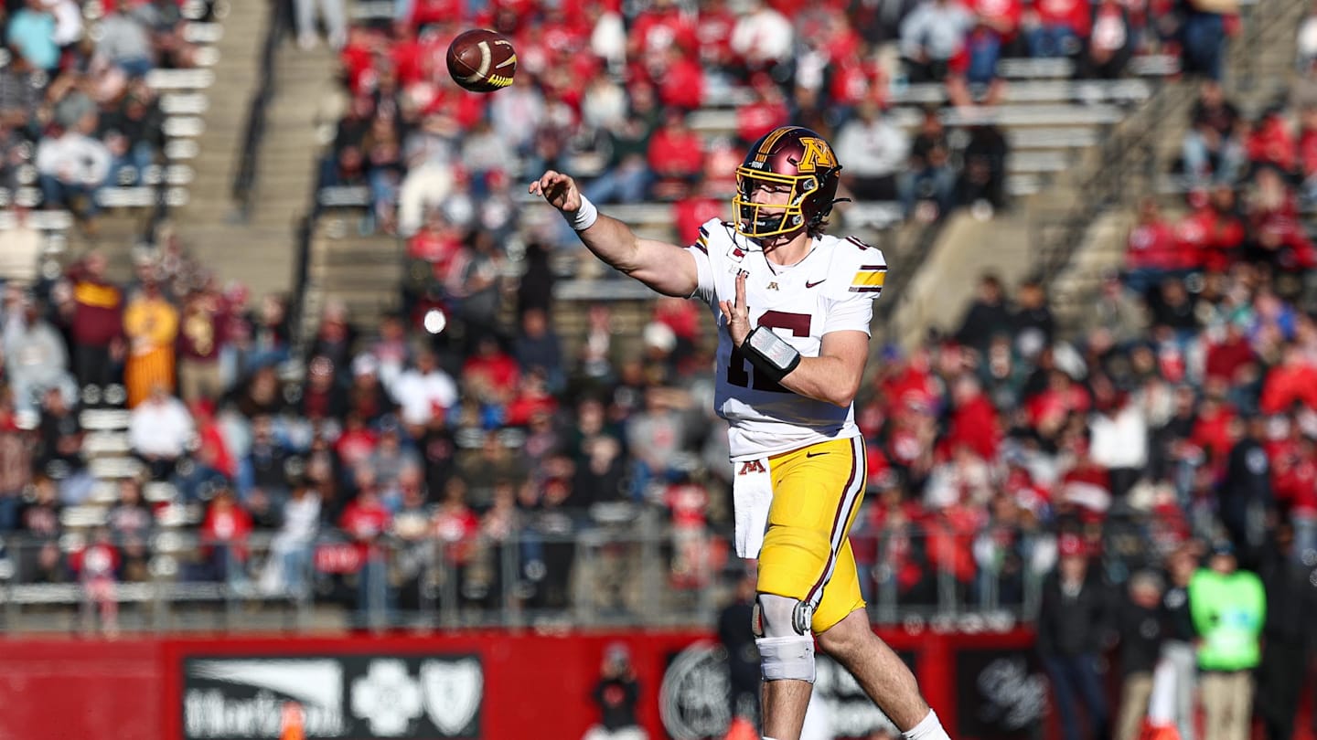 tanner-morgan-praises-gophers-qb-max-brosmer-the-perfect-fit