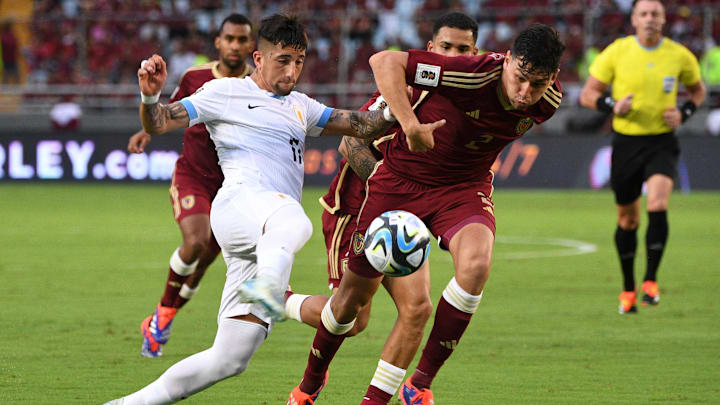 Uruguai x Venezuela se enfrentam pelas Eliminatórias Sul-Americanas Uruguai x Venezuela se enfrentam pelas Eliminatórias Sul-Americanas