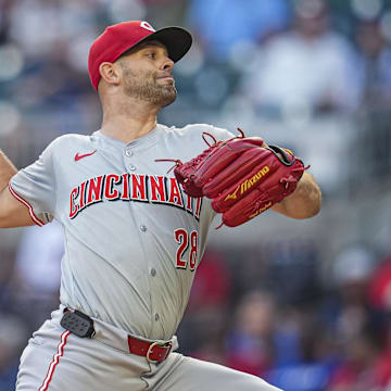 Sep 9, 2024; Cumberland, Georgia, USA; Cincinnati Reds starting pitcher Nick Martinez (28) pitches against the Atlanta Braves during the first inning at Truist Park. Mandatory Credit: Dale Zanine-Imagn Images