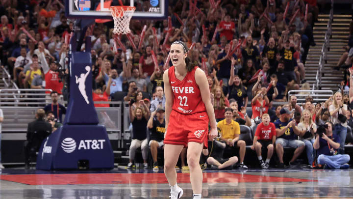 Phoenix Mercury v Indiana Fever