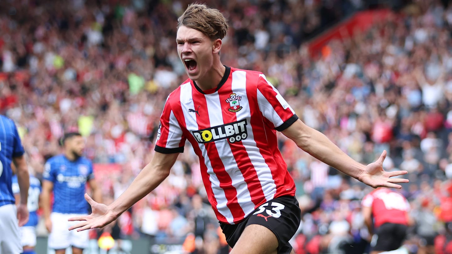 Dibling scores his first Premier League goal as Saints draw 1-1 with  Ipswich Town