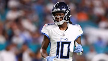 Tennessee Titans v Miami Dolphins