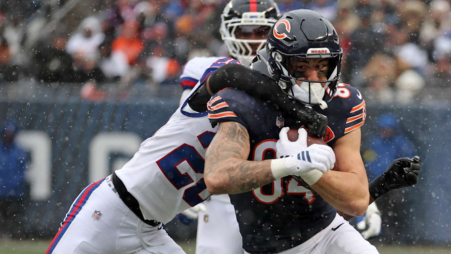 Chicago Bears tight end Colston Loveland