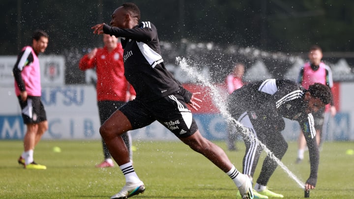 Beşiktaş antrenmanında eğlenceli anlar Beşiktaş antrenmanında eğlenceli anlar