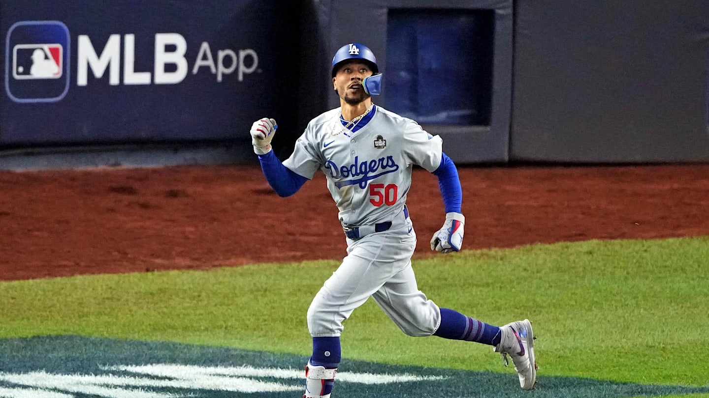 Dodgers to make big Mookie Betts decision in 2025