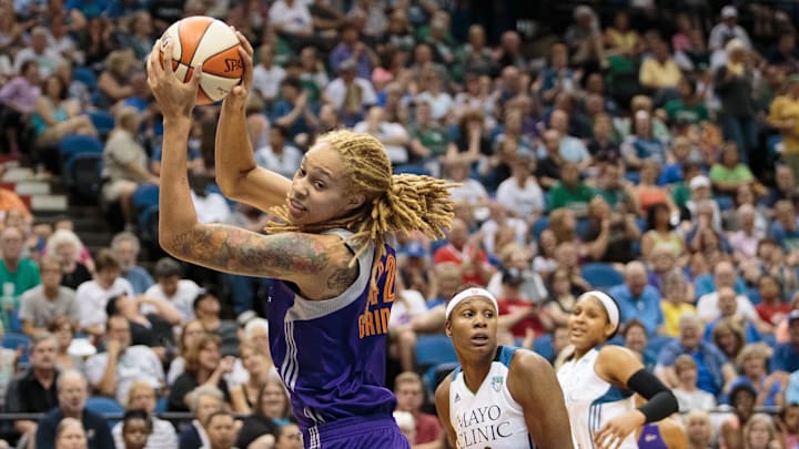 Jun 27, 2015; Minneapolis, MN, USA; Phoenix Mercury center Brittney Griner (42) catches a pass in the second quarter against the Minnesota Lynx at Target Center. Mandatory Credit: Brad Rempel-Imagn Images