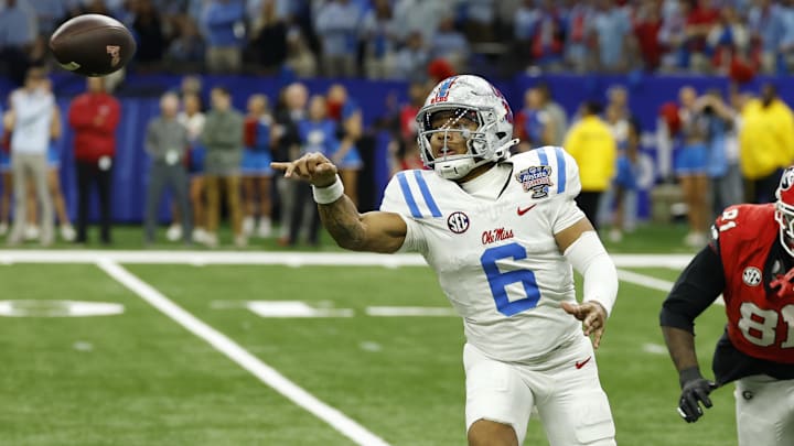 Mississippi Rebels quarterback Trinidad Chambliss (6)
