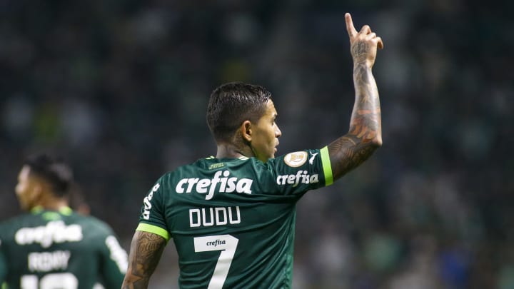 Dudu chegou a ser anunciado pelo Cruzeiro