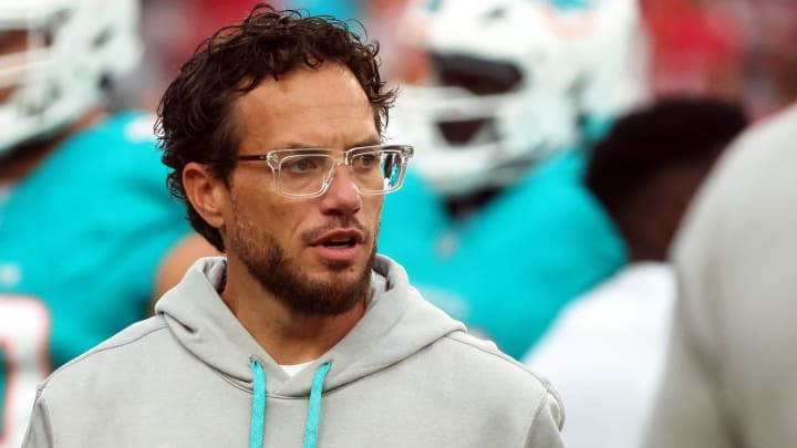 Miami Dolphins head coach Mike McDaniel looks on against the Tampa Bay Buccaneers at Raymond James Stadium.